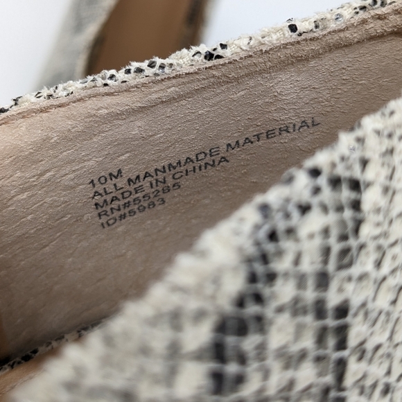 Express black & off white snake print open side stiletto heel 10 - Picture 10 of 10